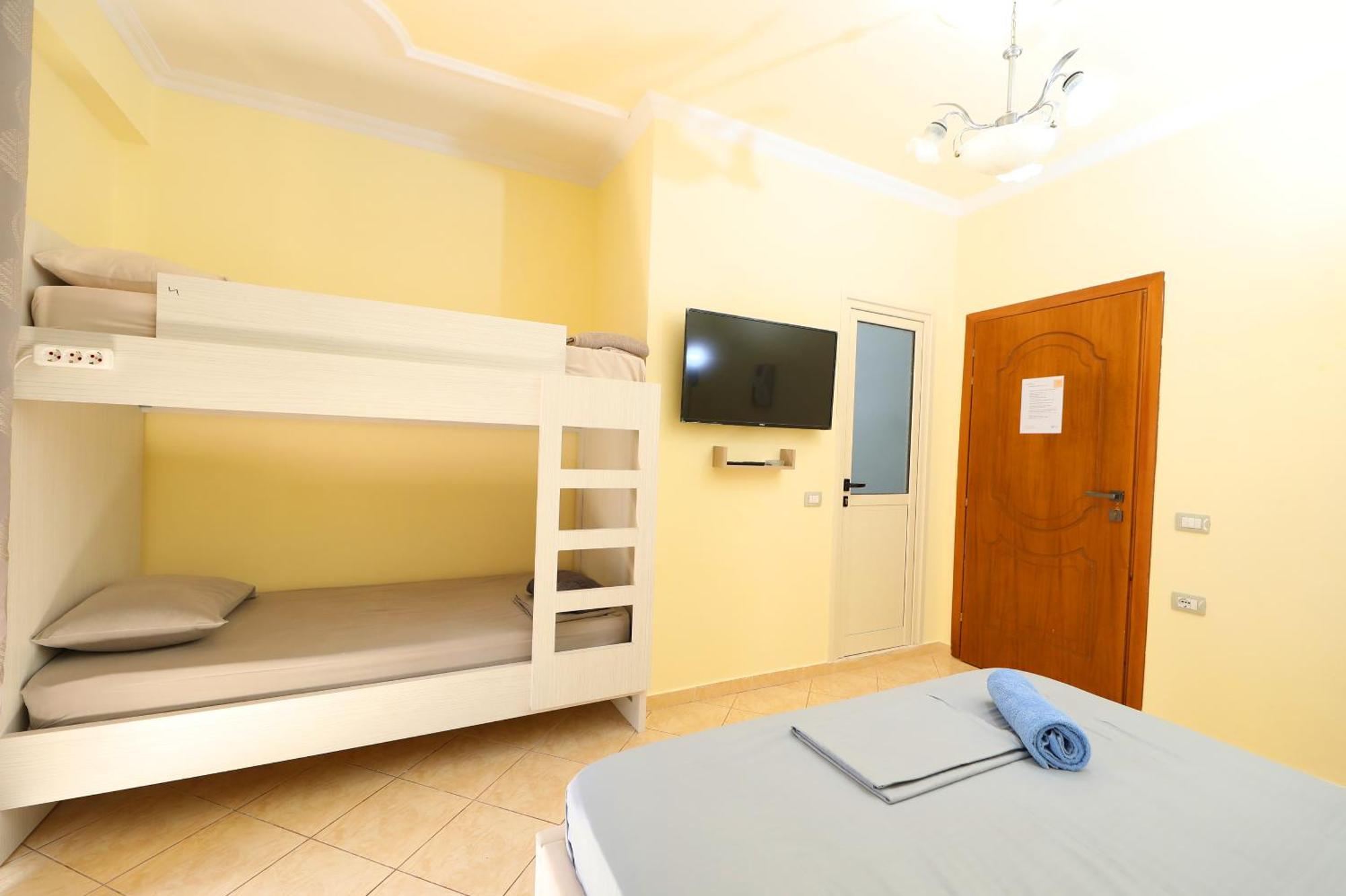 Sunny Side Apartments Vlorë 外观 照片