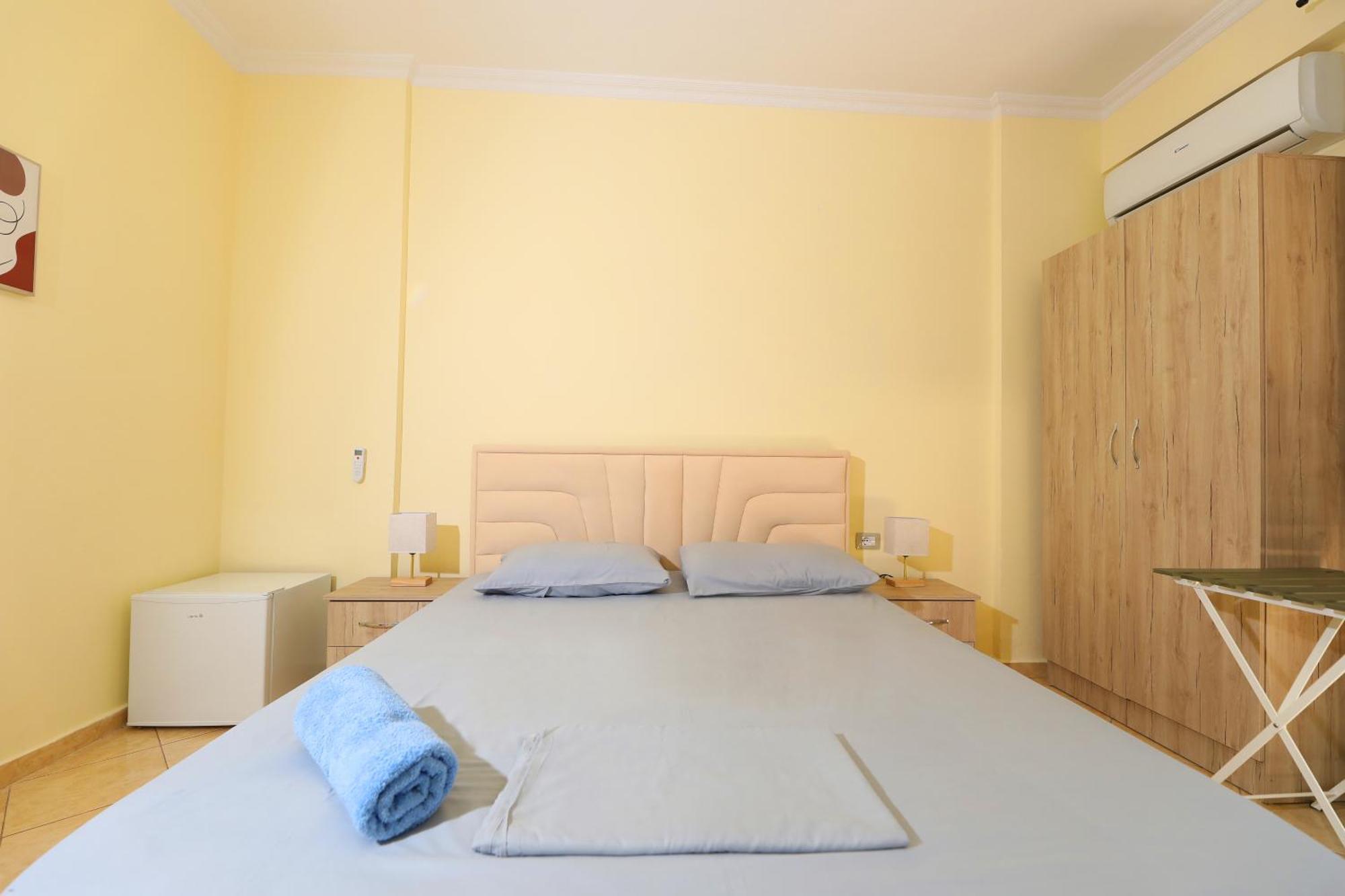 Sunny Side Apartments Vlorë 外观 照片
