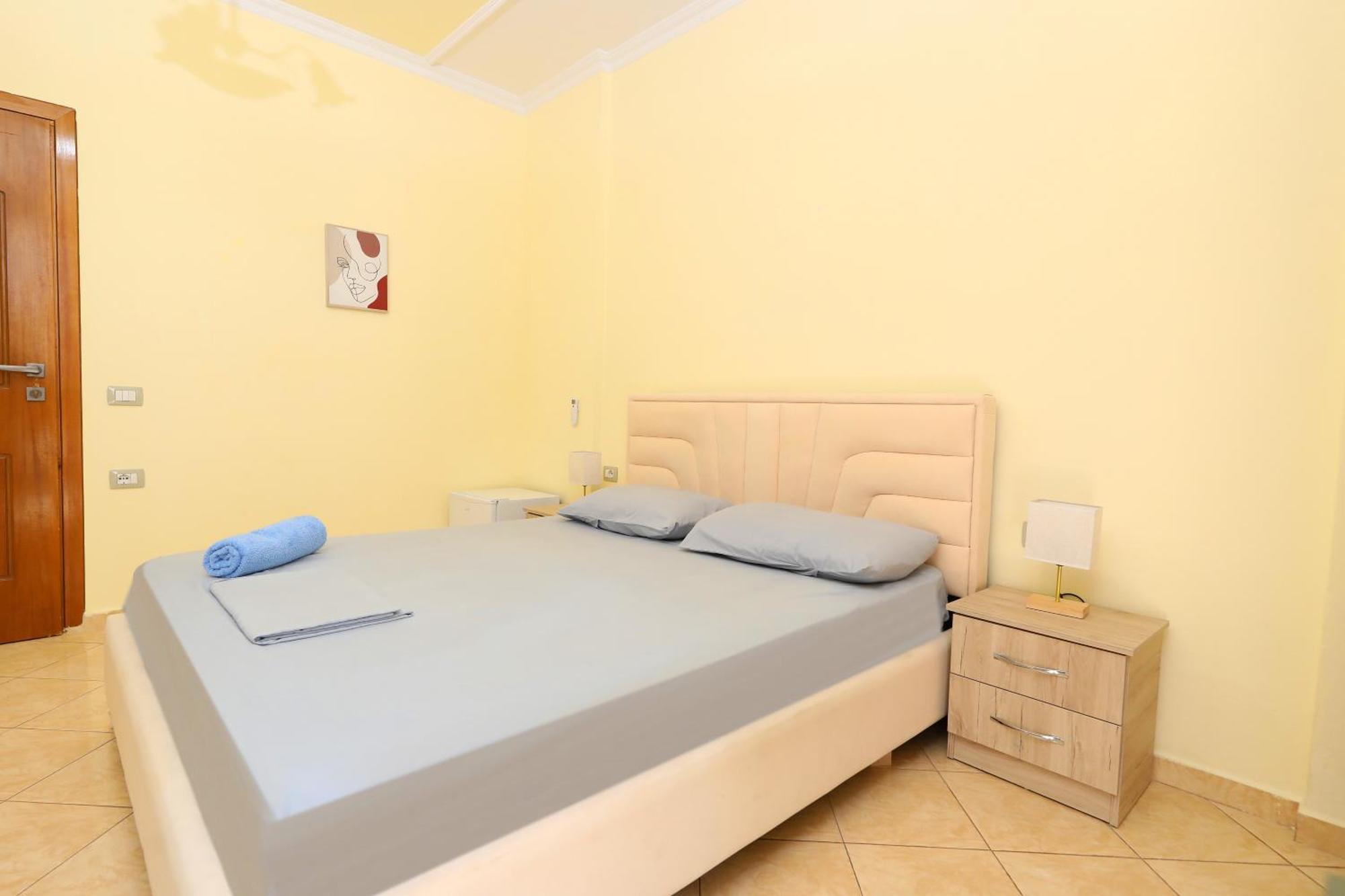Sunny Side Apartments Vlorë 外观 照片