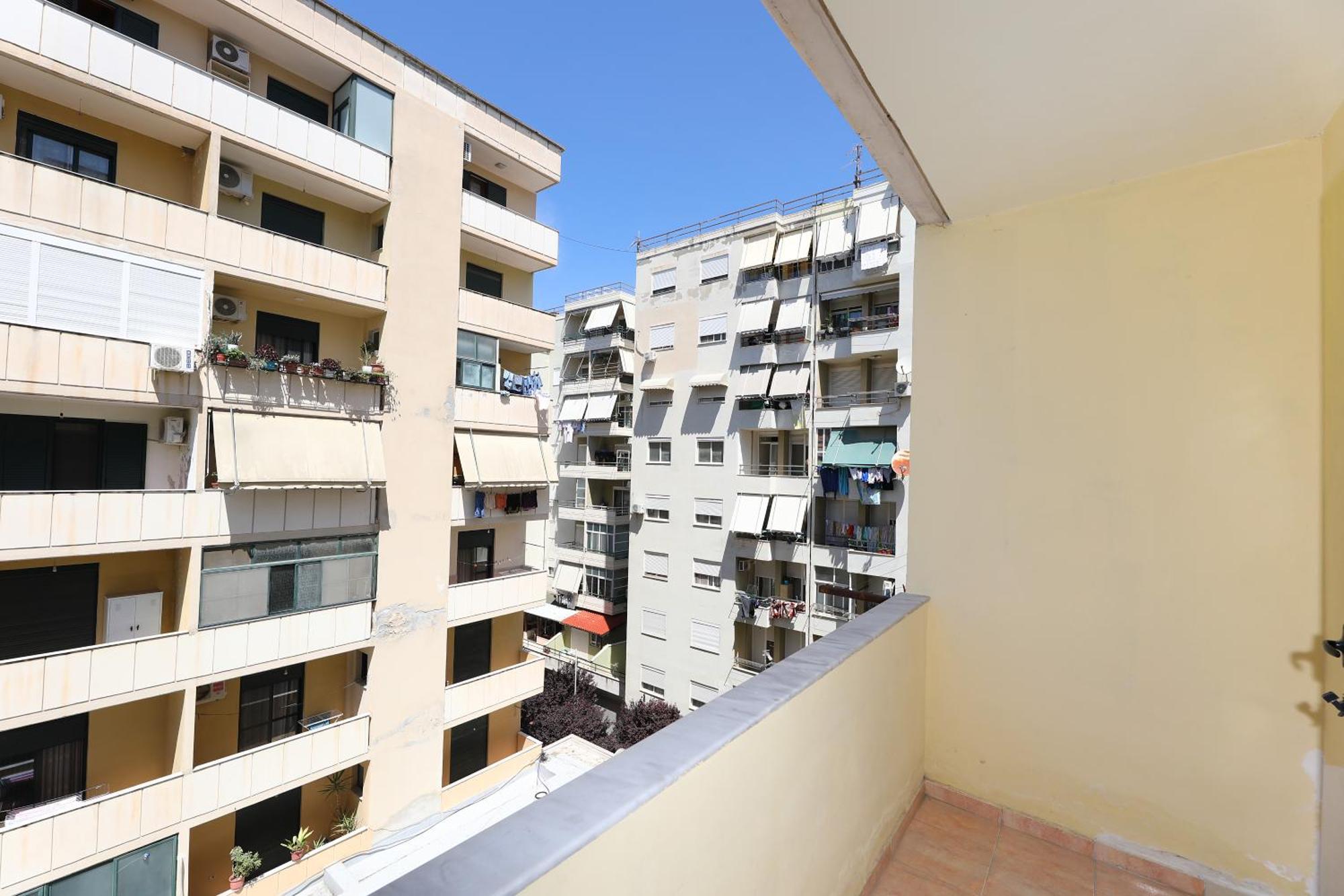Sunny Side Apartments Vlorë 外观 照片