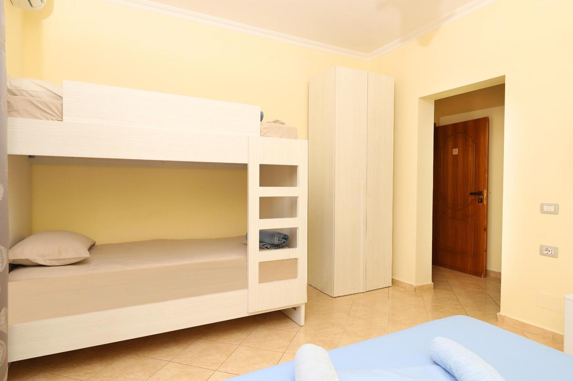 Sunny Side Apartments Vlorë 外观 照片