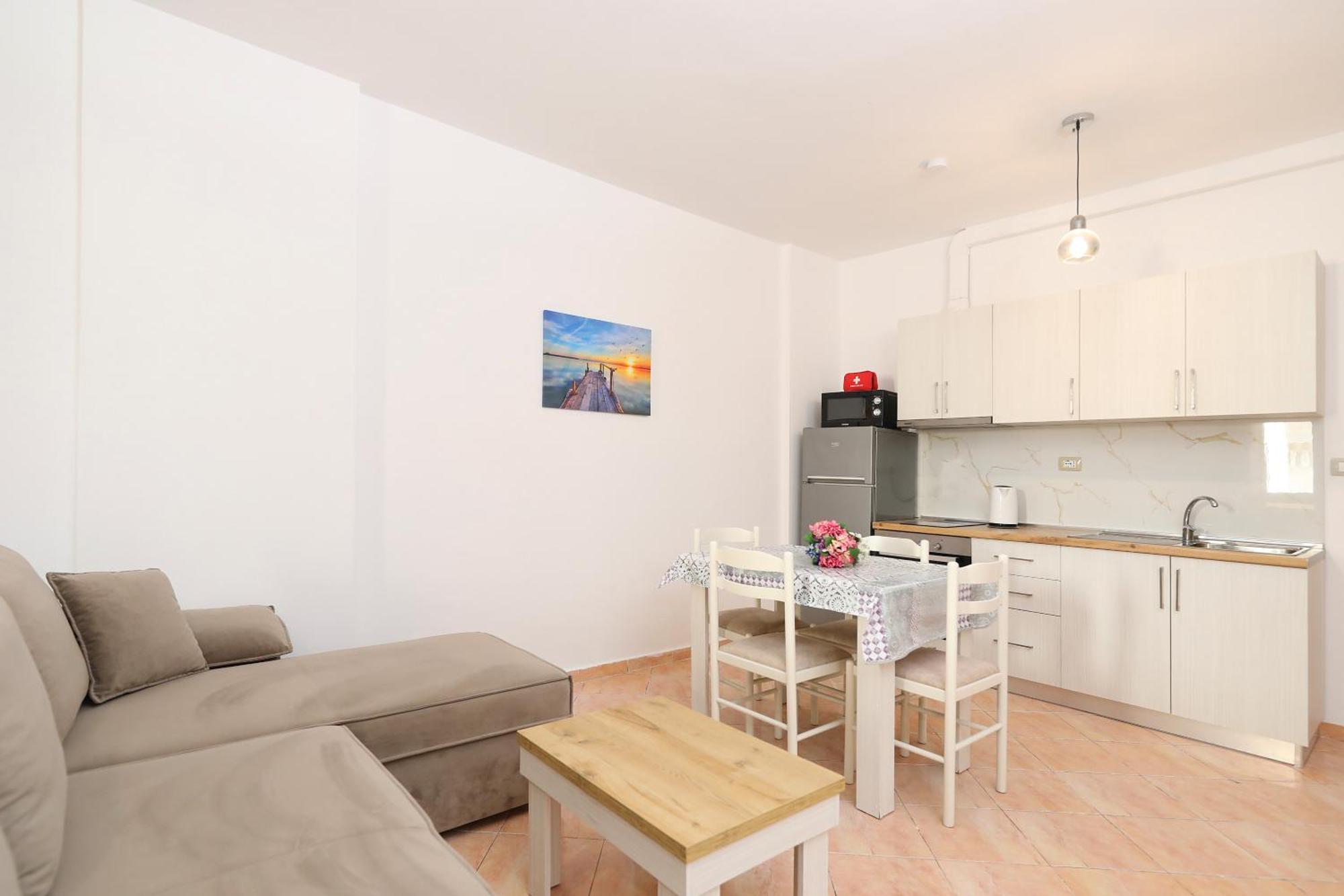 Sunny Side Apartments Vlorë 外观 照片
