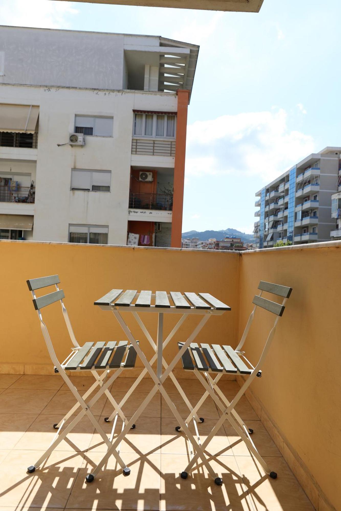 Sunny Side Apartments Vlorë 外观 照片