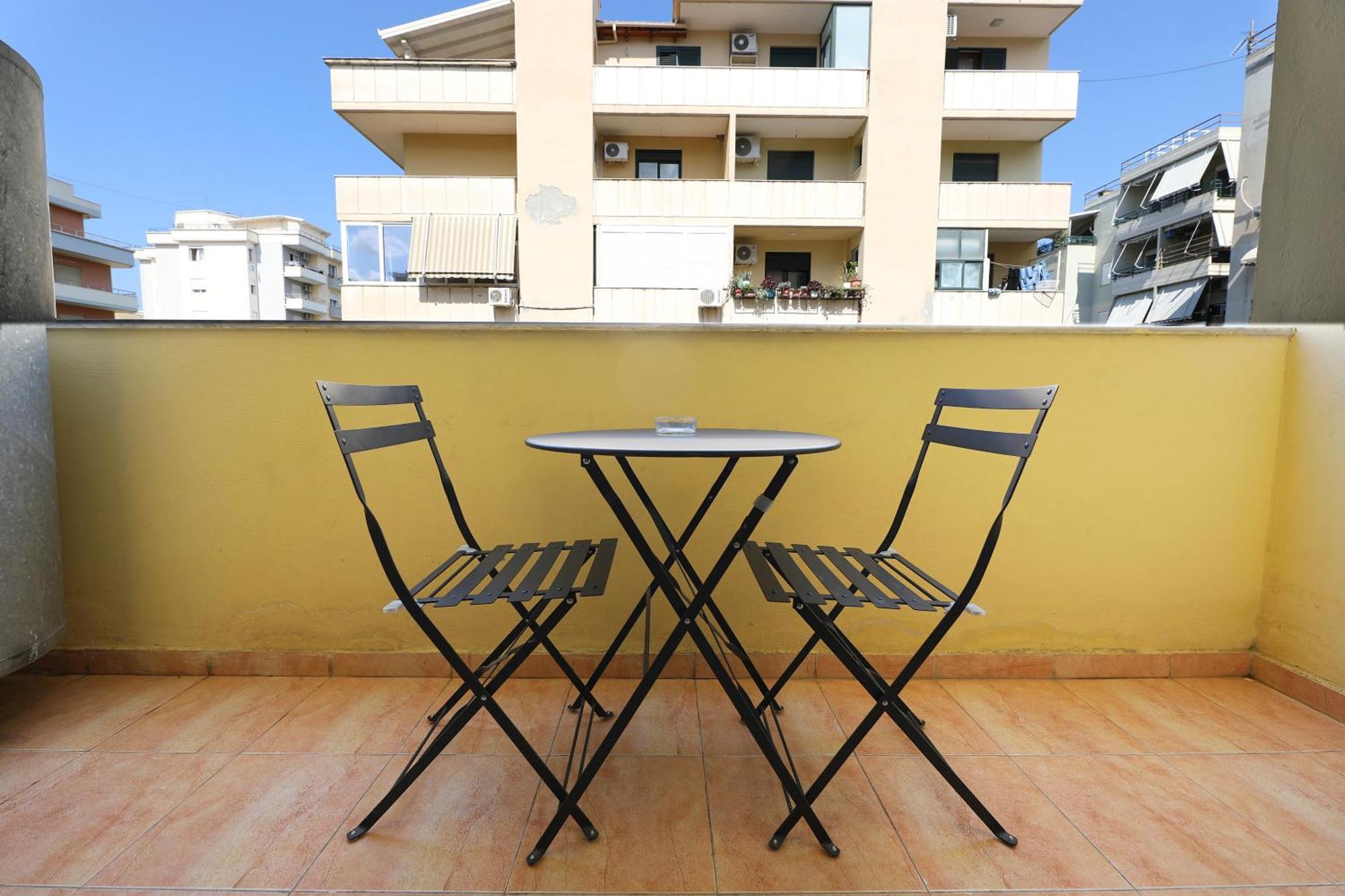 Sunny Side Apartments Vlorë 外观 照片
